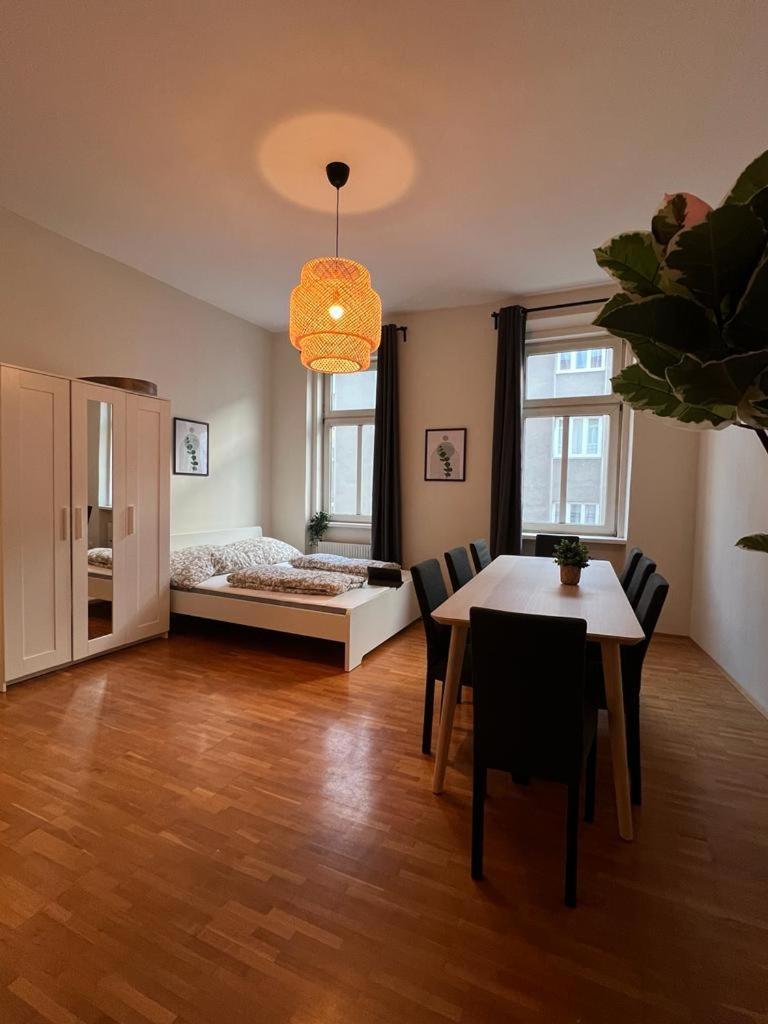 90 M2 Stylish Apartment Viena Exterior foto